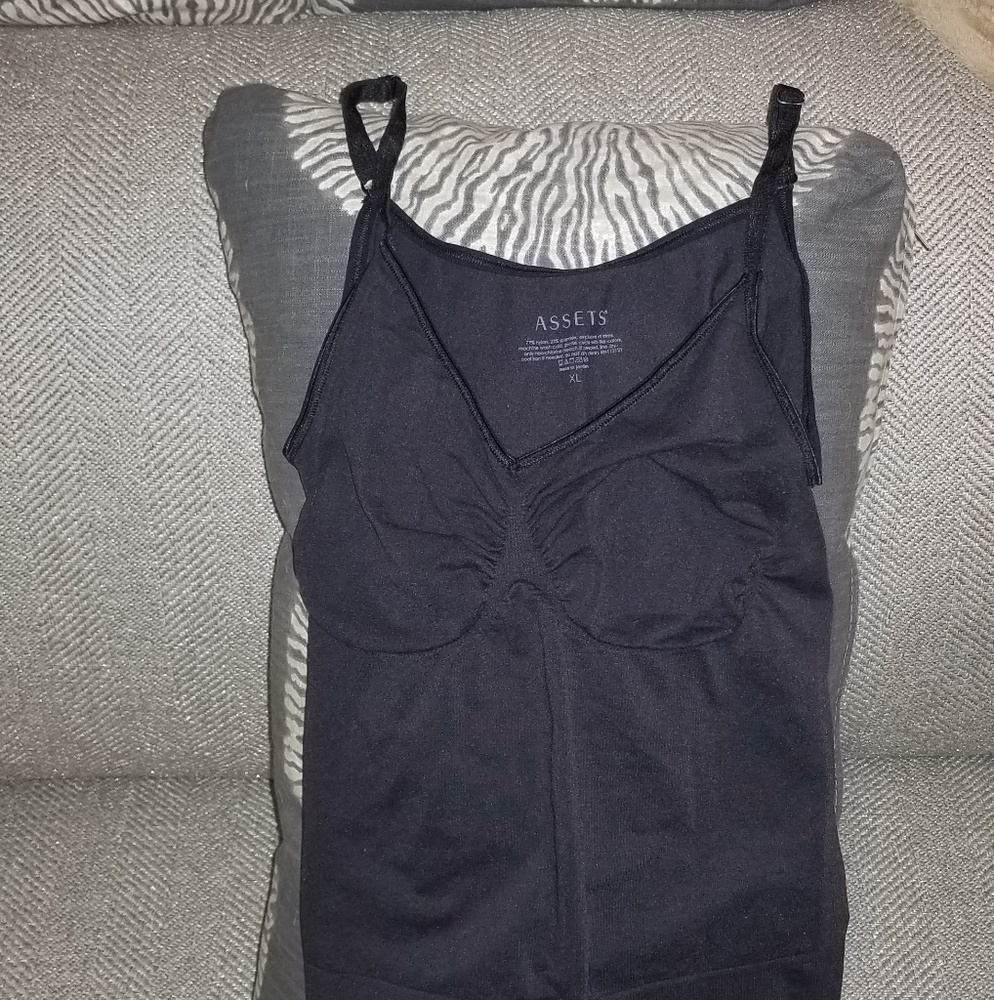 Assets- black XL adjustable straps Tank top Spanx